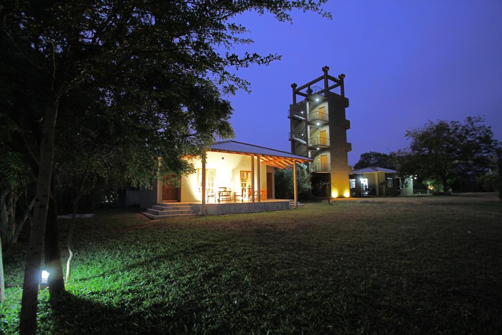 The Yala Adventure Hotell Tissamaharama Eksteriør bilde