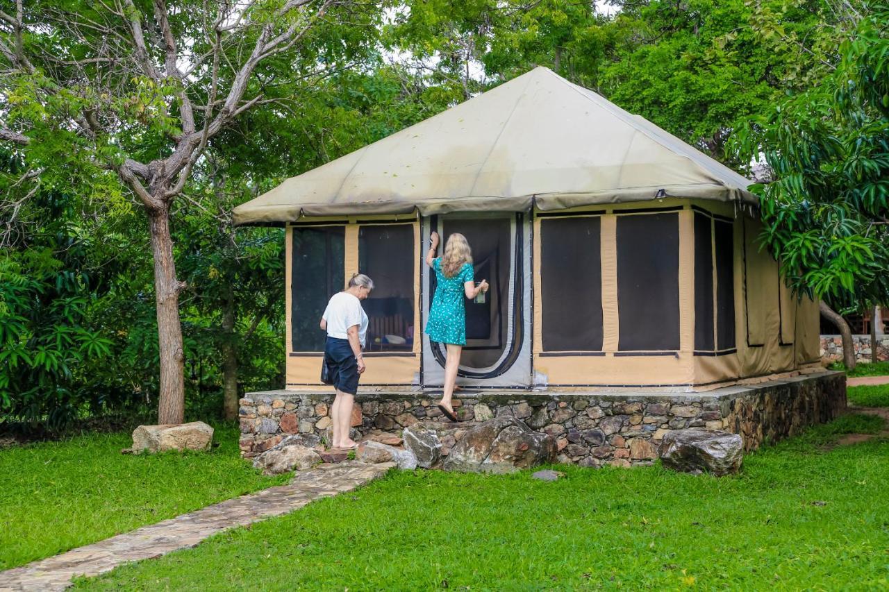 The Yala Adventure Hotell Tissamaharama Eksteriør bilde